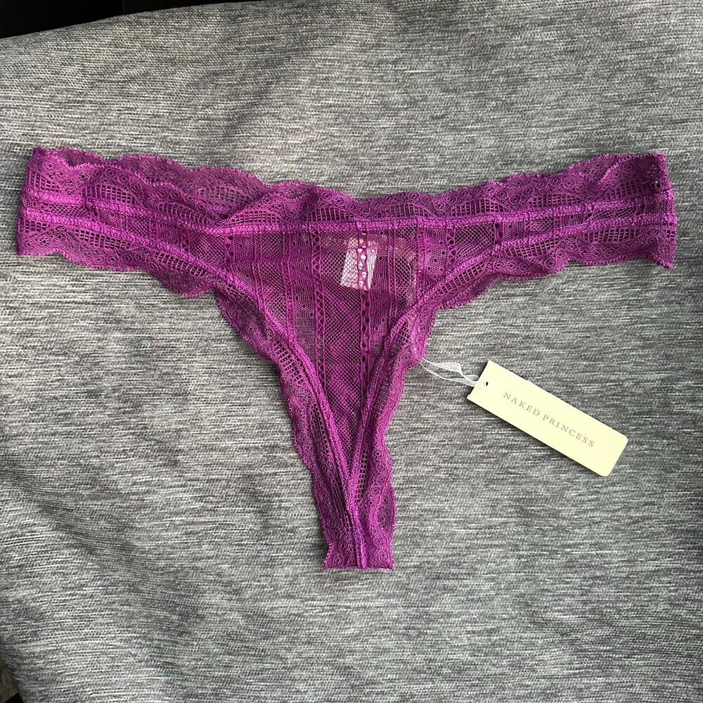NEW Luxury Lace Thong L